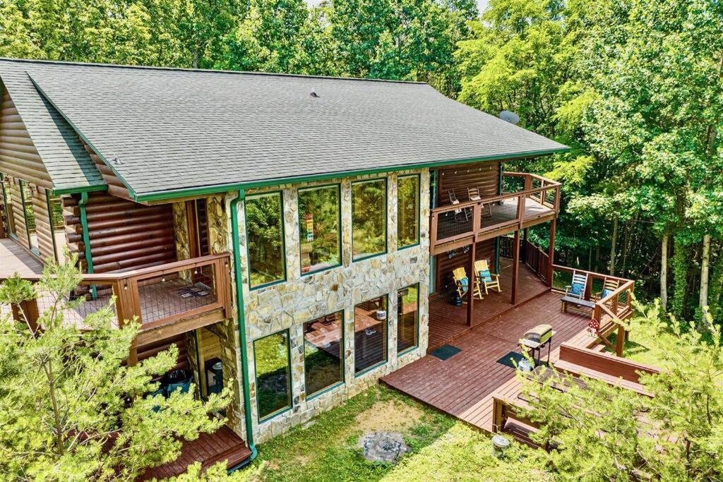 Panorama Mountain View Cabin, Less Than 10 Miles From Gatlinburg And Dollywood, Dog Friendly, 6 Bedrooms Sleeps 17, Fire Pit, Hottub, Washer Dryer, Fully Loaded Kitchen, Gameroom With A Tv, Pool Table, Arcade, Air Hockey, And Foosball Sevierville Exteriér fotografie